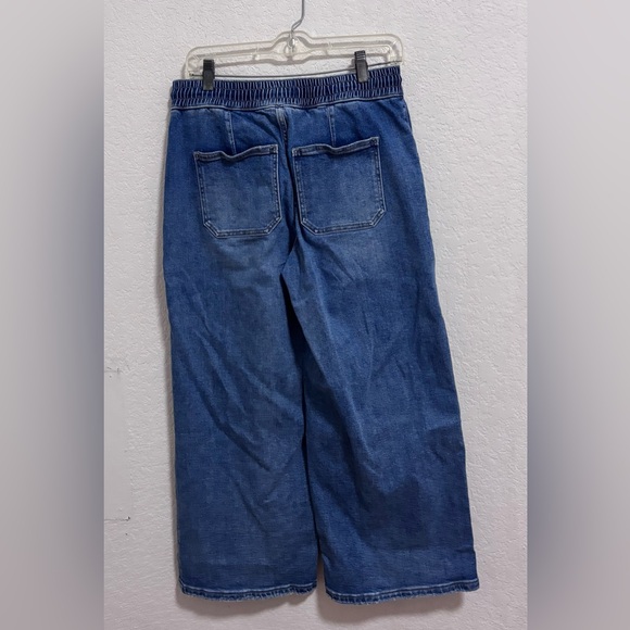 Vervet Reassure - High Rise Drawstring Wide Leg Jeans - Picture 4 of 8